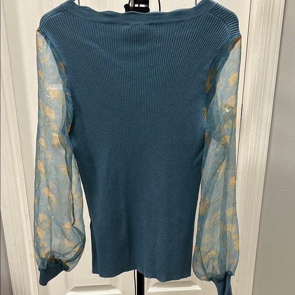 Sioni Blue Women's Top with Sheer Sleeves - Picture 3 of 4